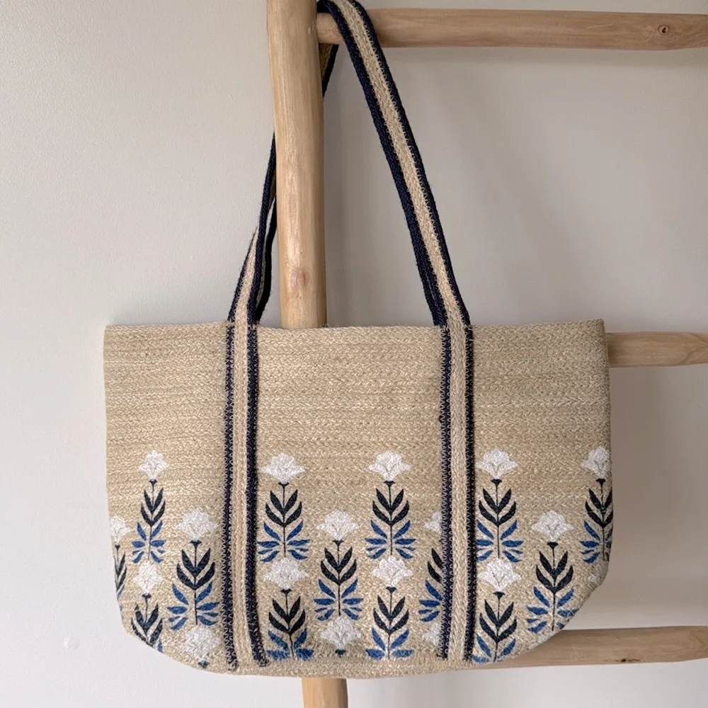 NEW Shiraleah Fiorella Natural Woven Jute Large Tote Bag Painted Floral Pattern